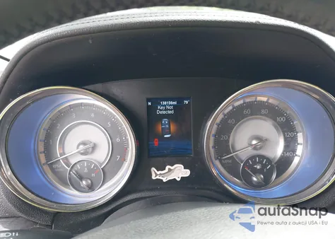 2013 Chrysler 300 Motown from USA, damaged, VIN 2C3CCAAG4DH658609